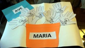 Manualidad en catequesis Ofrenda a la Virgen 2